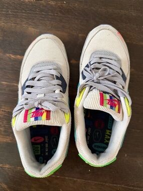 Nike Kids Light Gray Sneakers with Neon Yellow & Pink Accents